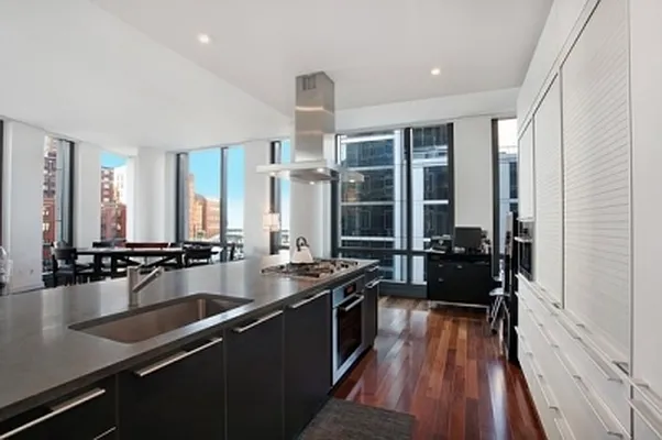 Sold by Citi Habitats | media 2