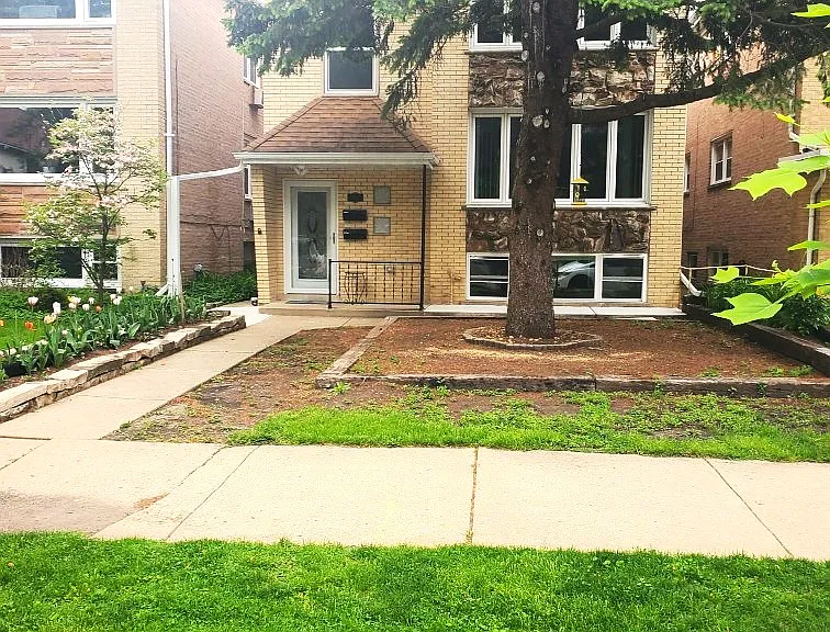 3823 N Kenneth Ave #GARDEN — Photo 1