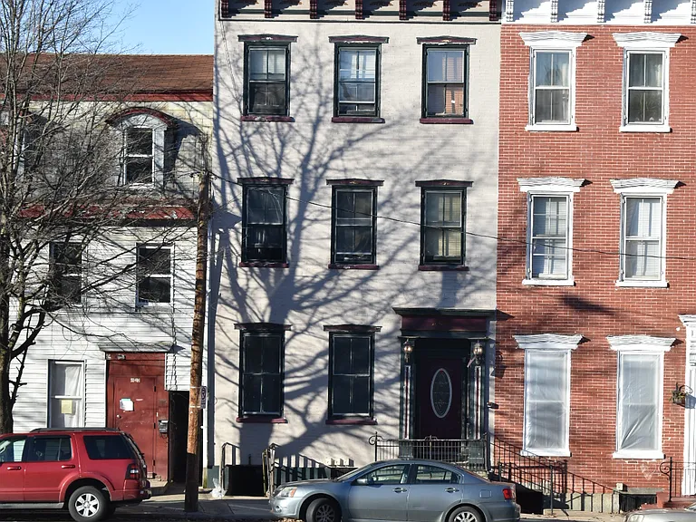 621 Ferry St #2 — Photo 1
