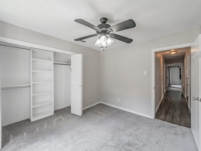 111 Ashe Bend Dr — Photo 16