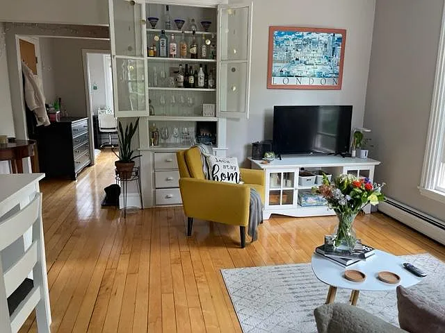 71 Dana St #4 — Photo 7
