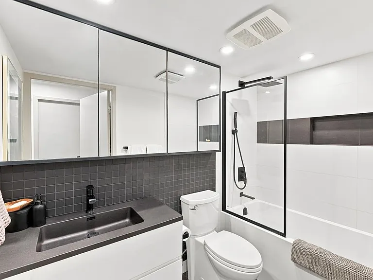 1082 Seymour St #212 — Photo 15