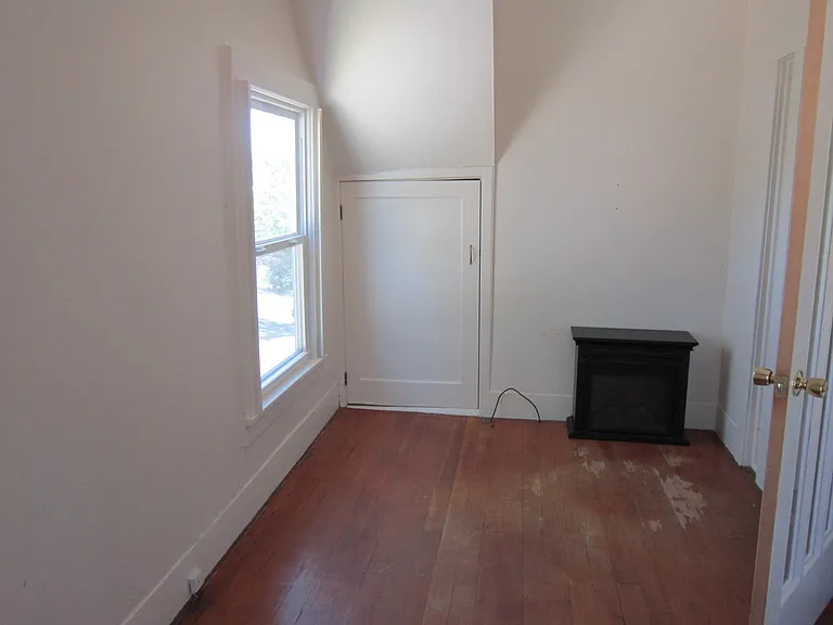 438 High St — Photo 11