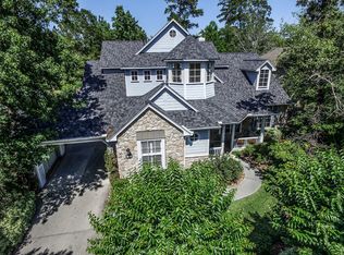 71 W Mirror Ridge Cir, The Woodlands, TX 77382