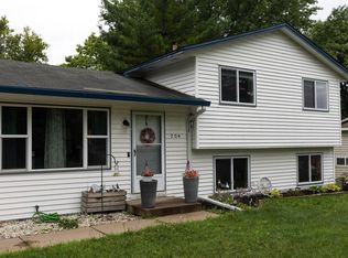 204 17th St S, Buffalo, MN 55313