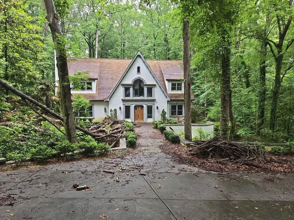 4203 Harrogate Dr NW, Atlanta, GA 30327