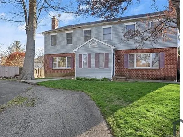 101 Reynolds Dr #101, Fairfield, CT 06824