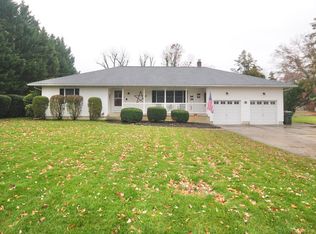 16 Municipal Dr, Lumberton, NJ 08048