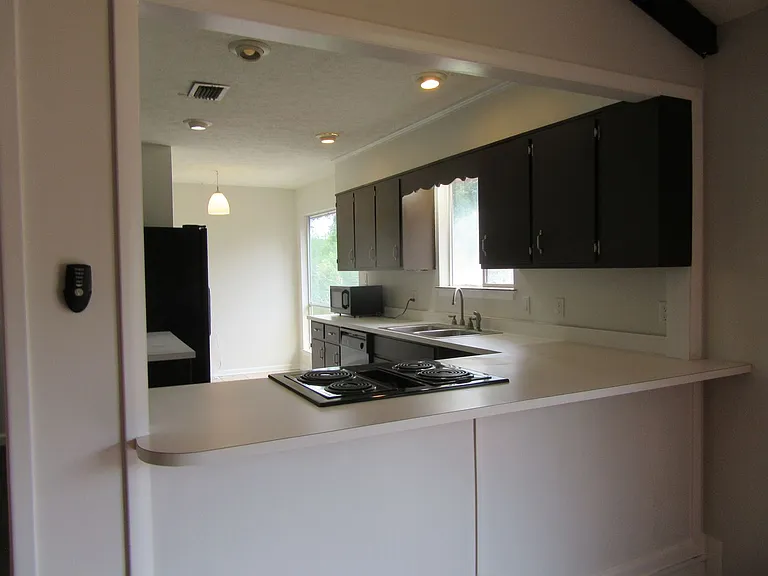 8629 Deerpoint Dr — Photo 18
