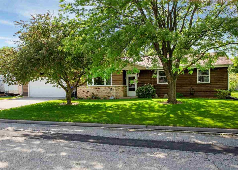 1st image of 1373 Mulberry Ln