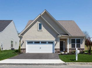 80 Woodview Dr, Whiting, NJ 08759