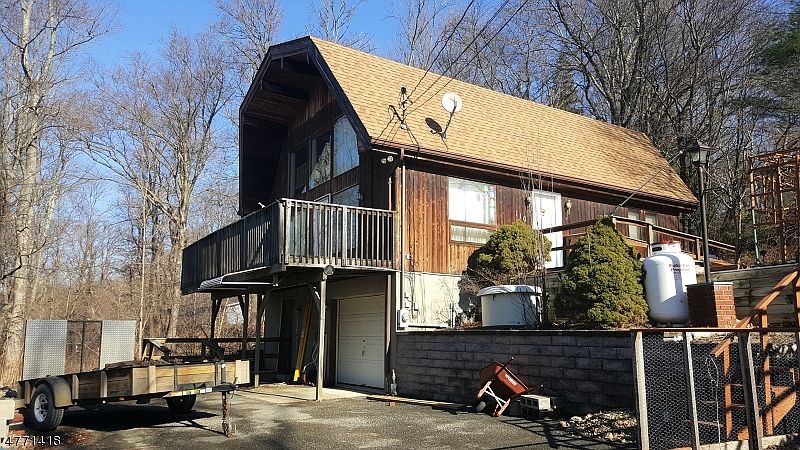 1st image of 110 Sunset Ln