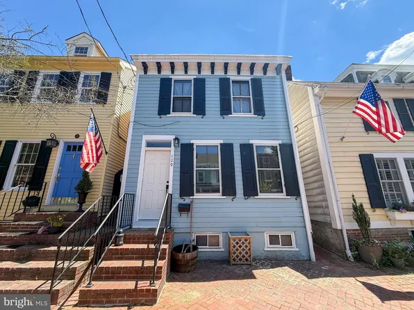 129 E 3rd St, New Castle, DE 19720