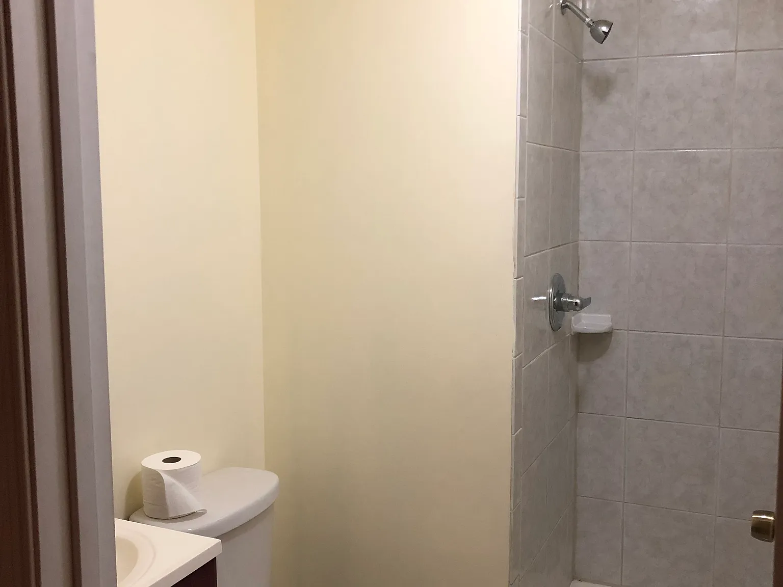 2 bed, 1000 sqft, $1,750 — Photo 3