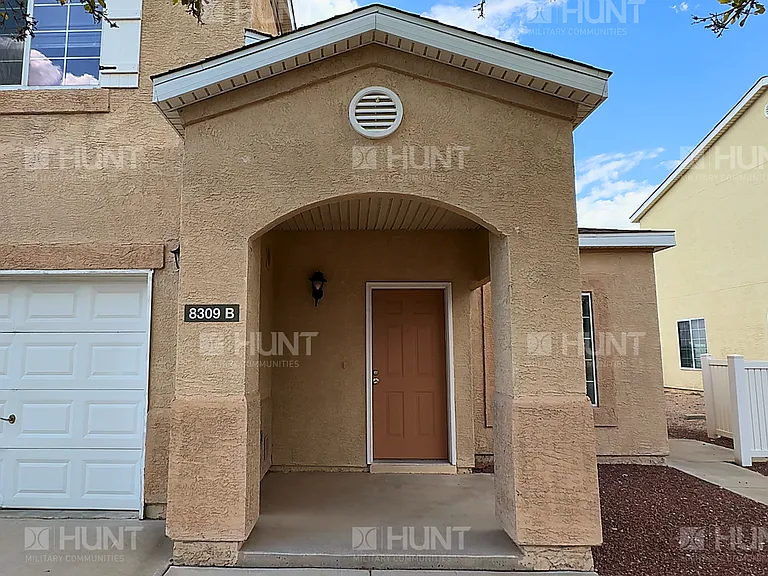 8309B W Sandia Cir SE — Photo 1