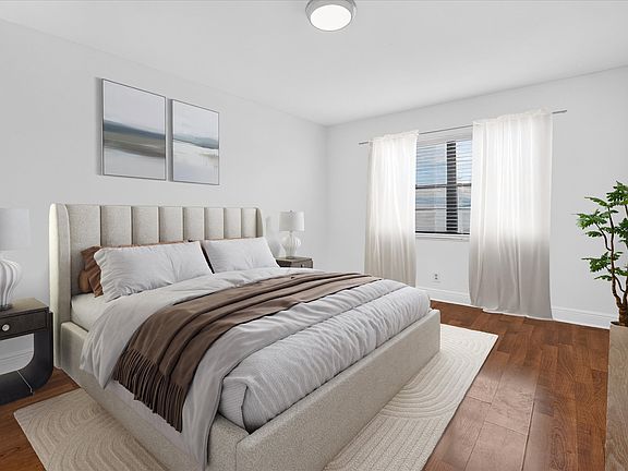 5th image of 9235 SW 8th St APT 205