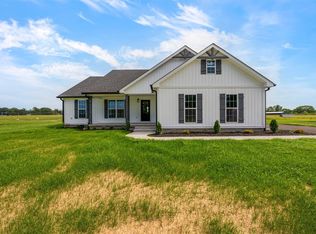 232 Greenbriar Ln, Smiths Grove, KY 42171