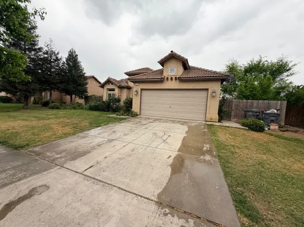 15877 W San Joaquin Ave, Kerman, CA 93630