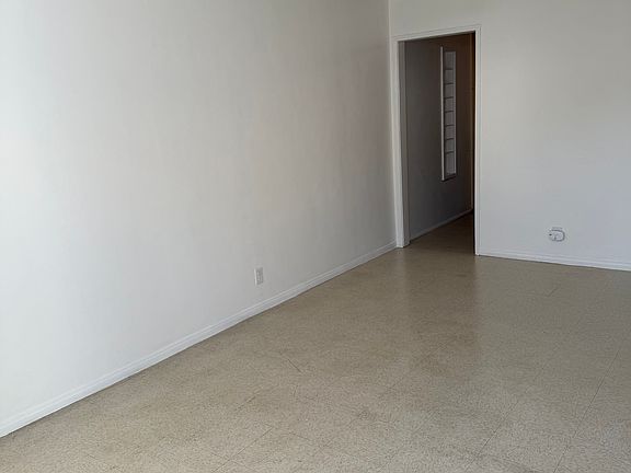 3rd image of 430 N G St Unit C