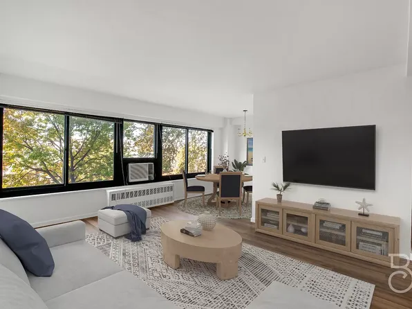 33-55 14th St #4A, Astoria, NY 11106