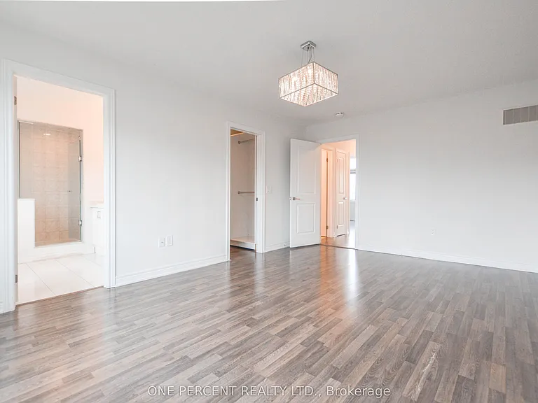 19838 Leslie St — Photo 22