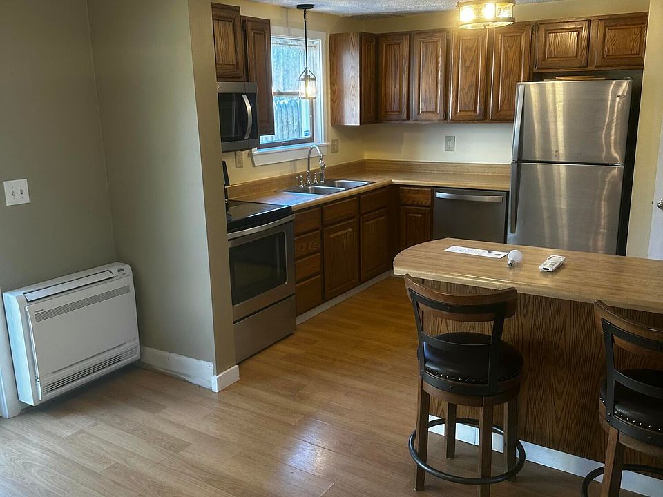 2nd image of 87 Munroe Lane #87