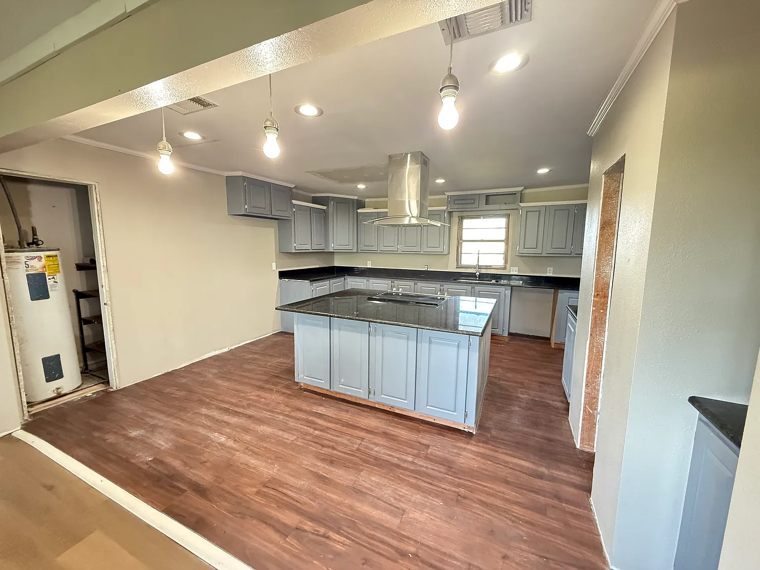 2244 FM 1404 — Photo 2