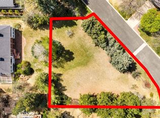 5691B Southmoor Ln, Englewood, CO 80111