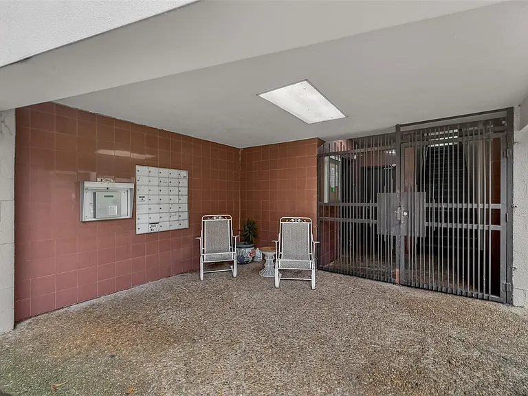 2211 S Braeswood Blvd #23C — Photo 32