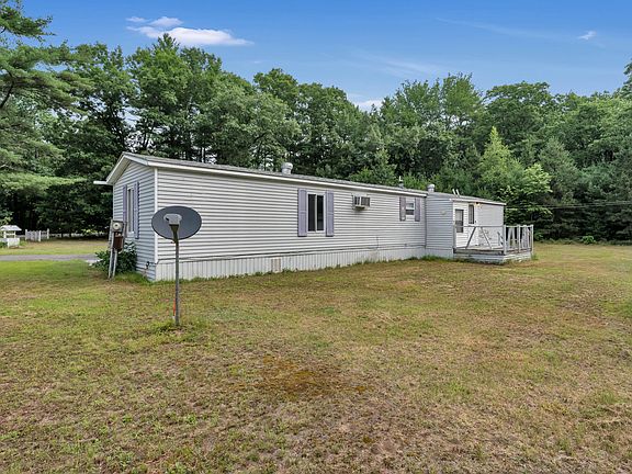 4th image of 282 Country Club 3 Road