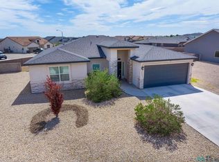 3802 Saguaro Dr, Carlsbad, NM 88220
