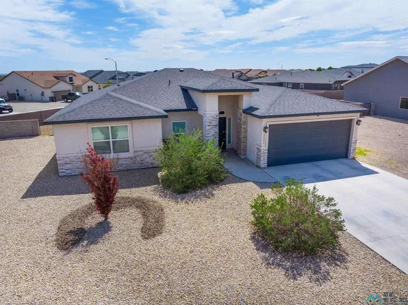 3802 Saguaro Dr, Carlsbad, NM 88220