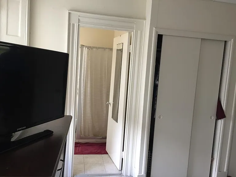 38 Oak St #1 — Photo 2