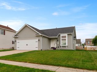 711 W Marrew Pl, Valparaiso, IN 46383