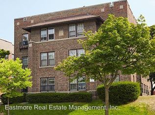 2632 N Oakland Ave APT 33, Milwaukee, WI 53211