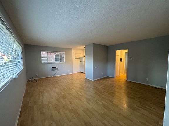 3rd image of 1937 N Bronson Ave APT 2