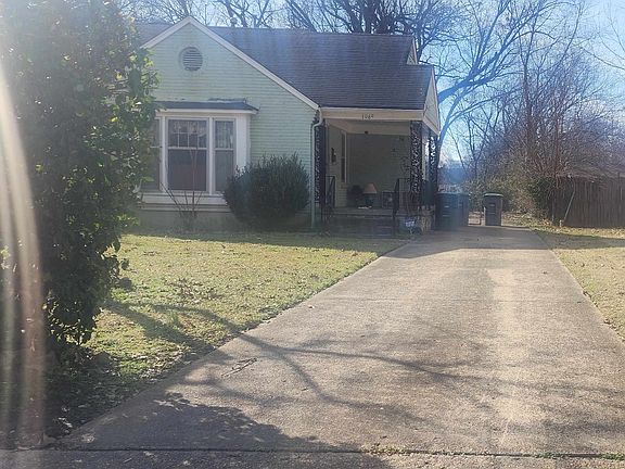 2nd image of 1069 McEvers Rd