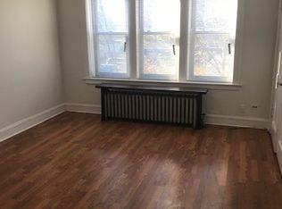 9 S Chester Ave APT D2, Park Ridge, IL 60068