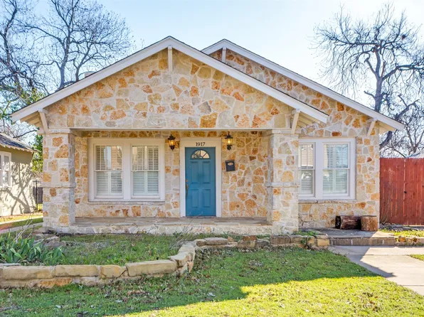 1917 Carleton Ave, Fort Worth, TX 76107