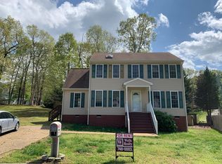 12179 Warfield Estates Dr, Chester, VA 23831