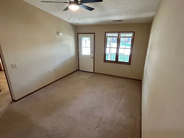 1565 Wayne St #D — Photo 3