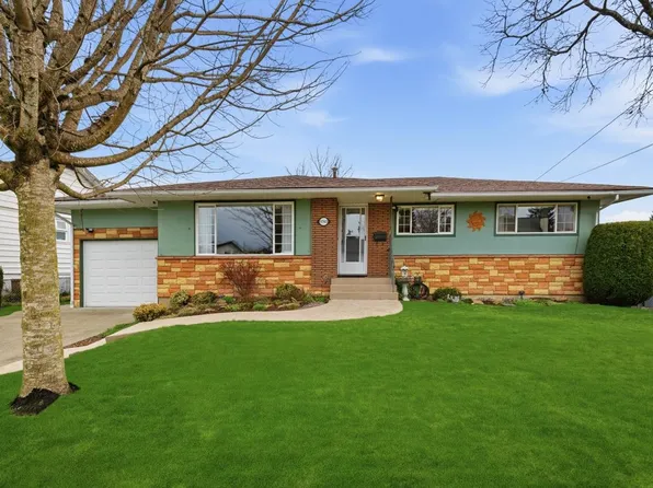 9742 Juniper St, Chilliwack, BC V2P 5J1