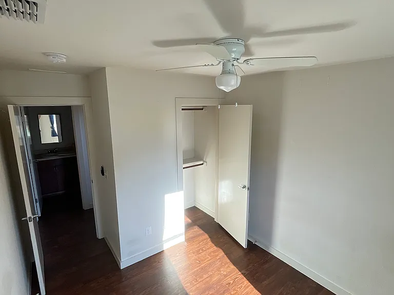 4532 Congo St — Photo 8