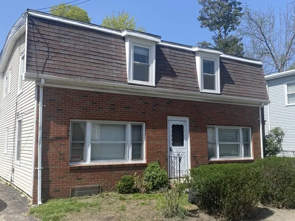 29 Water St, Quincy, MA 02169