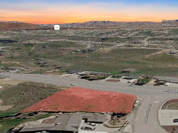 21101 Oakmount Court, Tehachapi, CA 93561