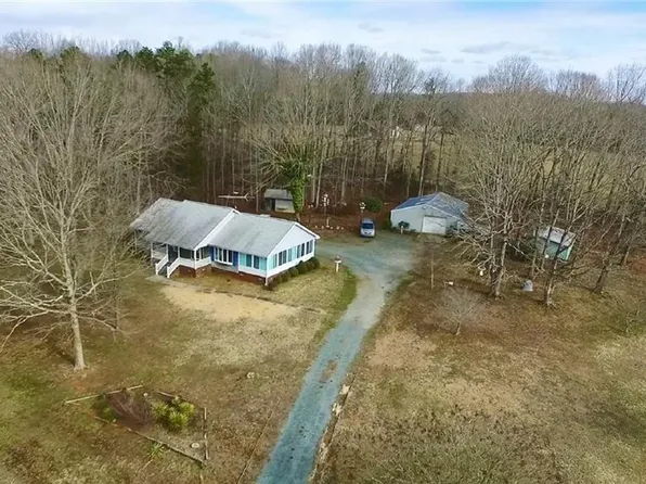 5822 Friendship Patterson Mill Rd, Burlington, NC 27215