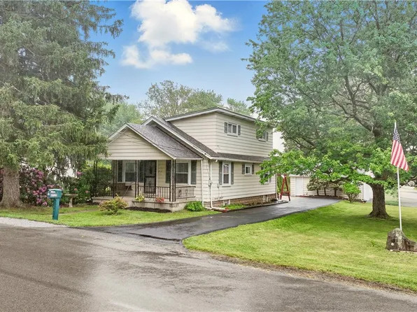 2735 20th Street Ext, Beaver Falls, PA 15010