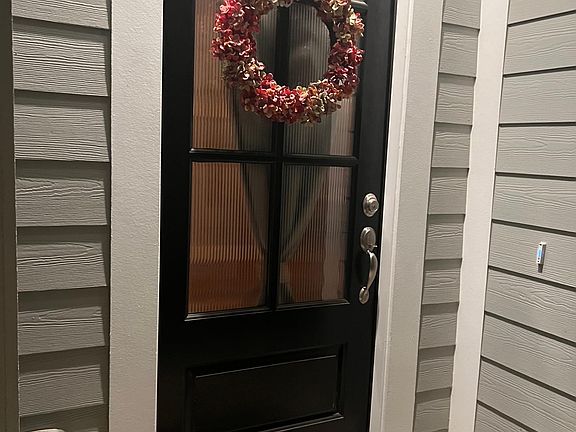 Gorgeous country front door.
