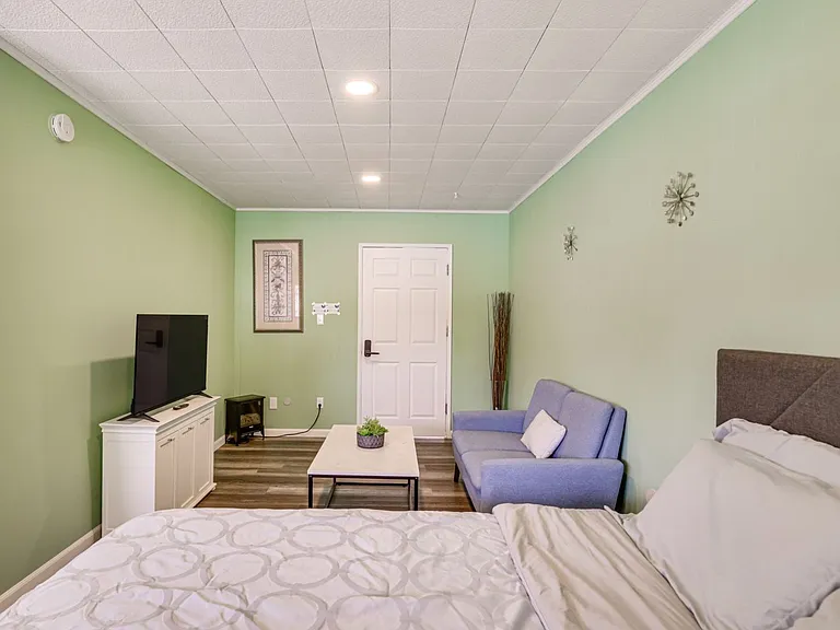 2854 Rhoades Rd — Photo 4