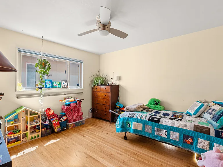 1424 Dartmouth Dr NE — Photo 10